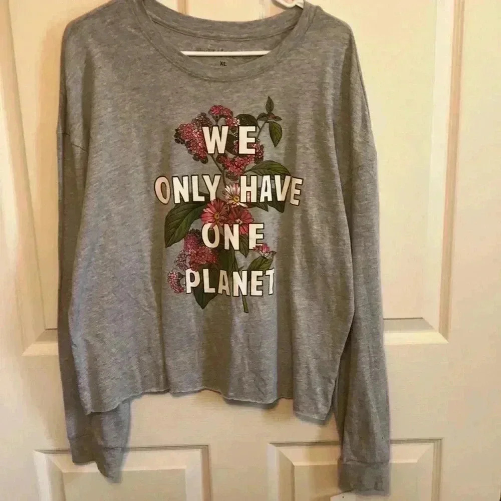 Rebellious One Junior’s T-Shirt Size XL